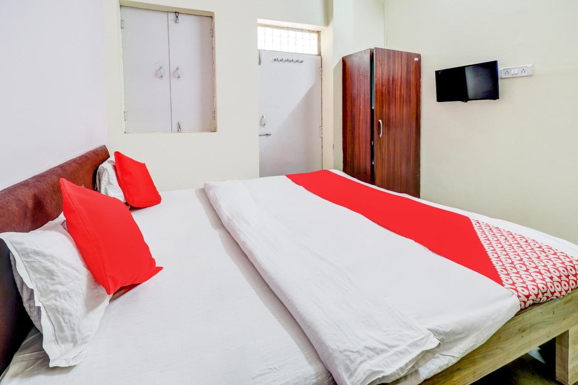 Spot On Siddhi Maa Hotel Gwalior Exterior photo