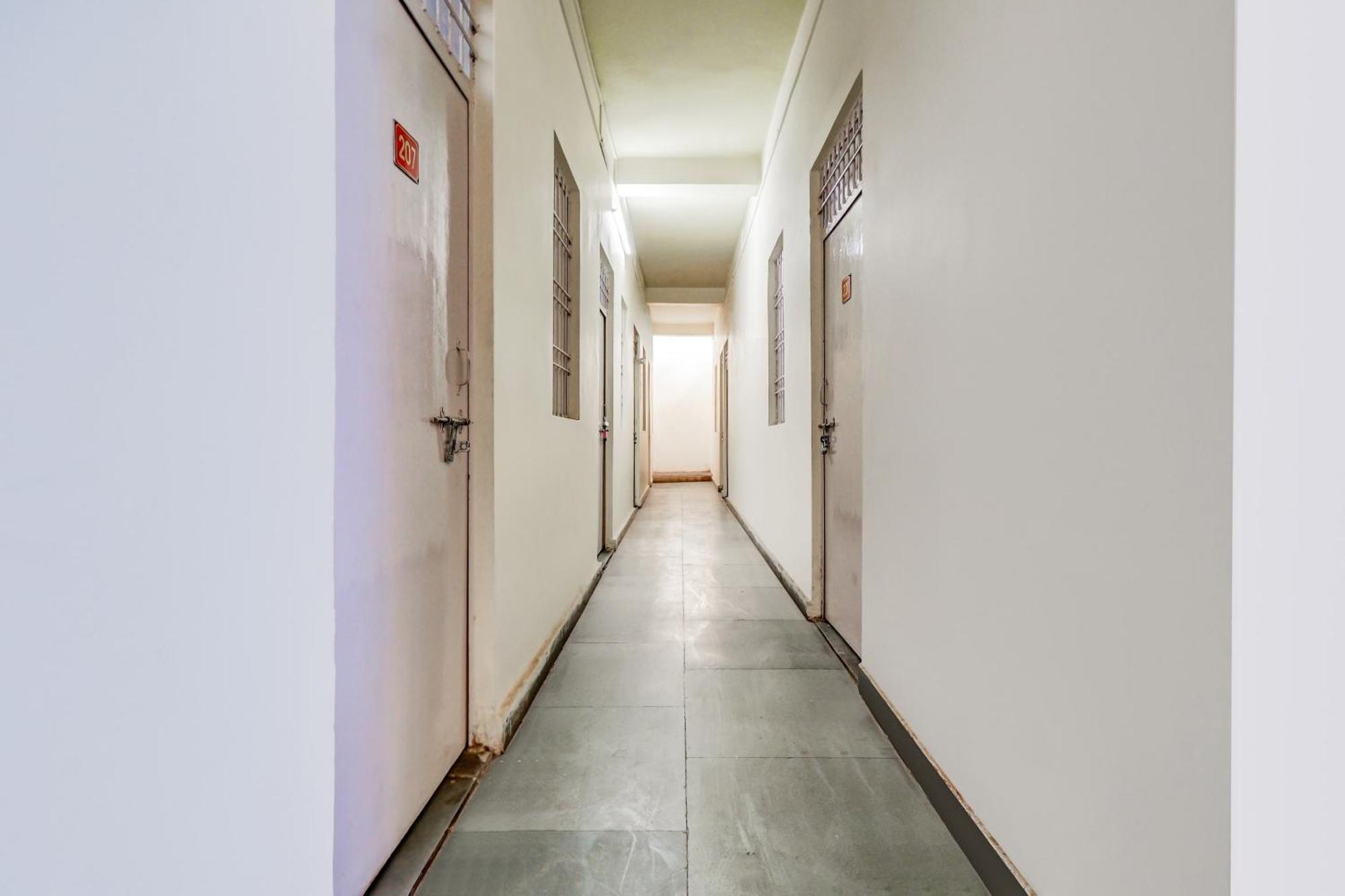 Spot On Siddhi Maa Hotel Gwalior Exterior photo